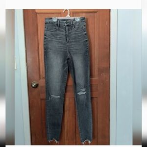BUNDLE of 4 AE Jeans